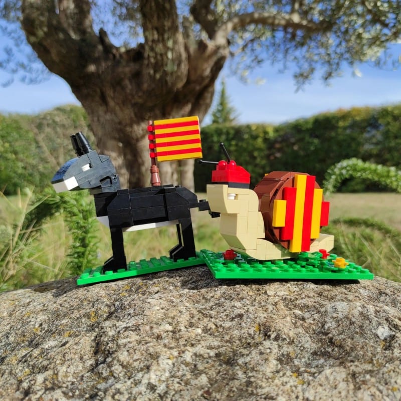 Burro catala et cargol catala compatible Lego La Briquette